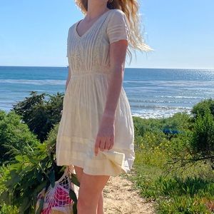 Cute vintage style sundress!